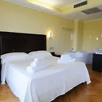 Corte Dei Greci & منتجع كارياتي