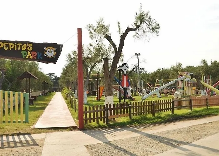 אתר נופש Corte Dei Greci & 4*